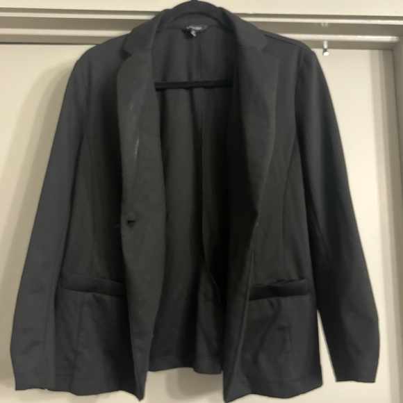 Jacket - Picture 5 of 6